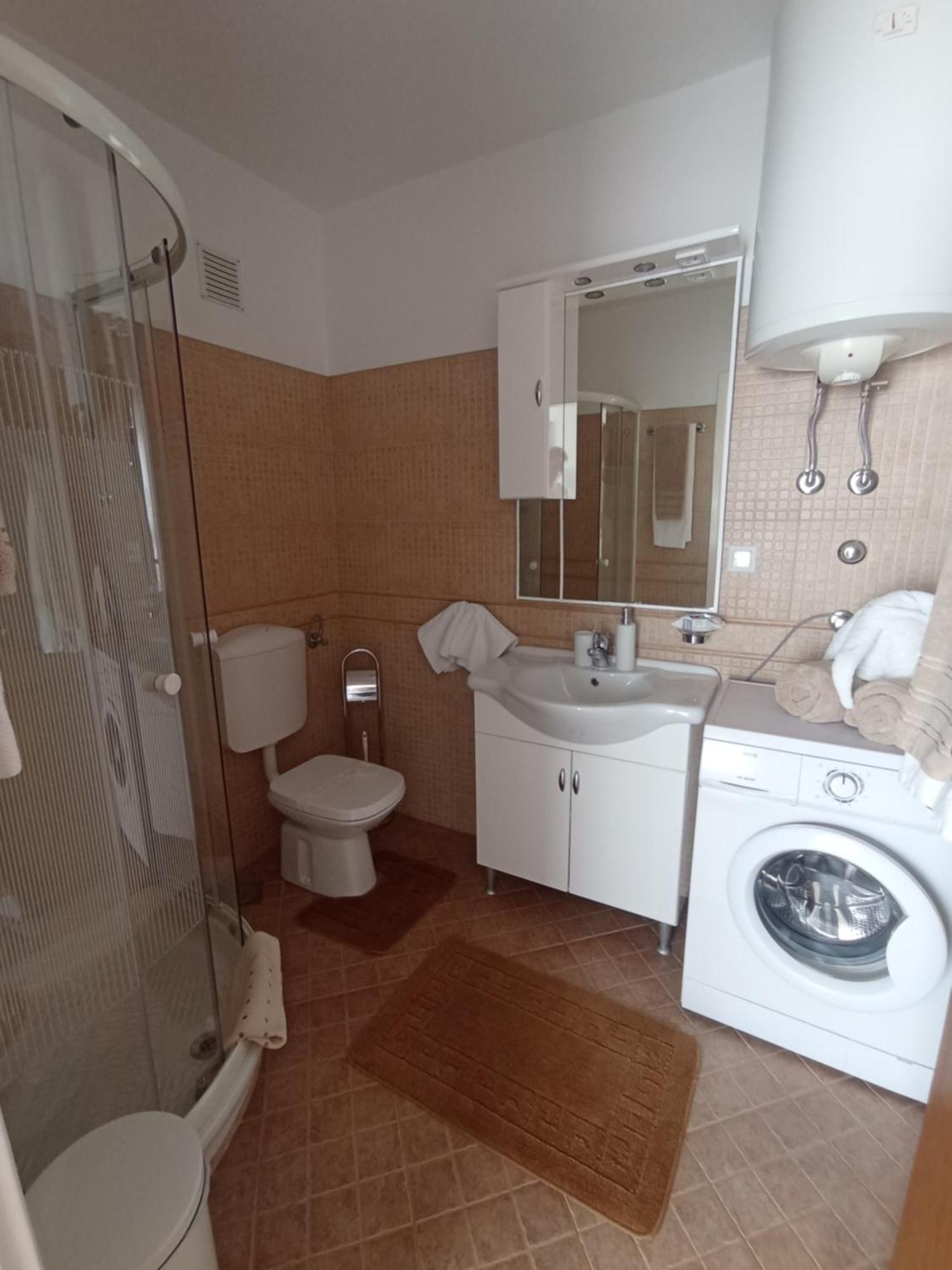 Apartments Tina Пула Екстер'єр фото